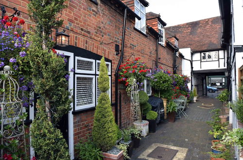 Photo 19 - Luxury Cottage Near Windsor Castle