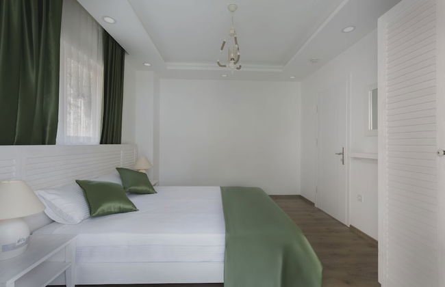 Kybele Suits - Foto 20