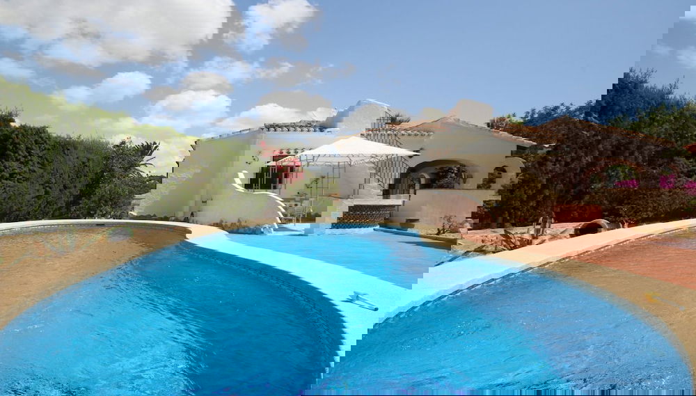 Primary image