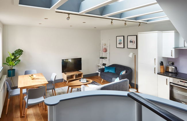 Holborn by Viridian Apartments - Photo 10