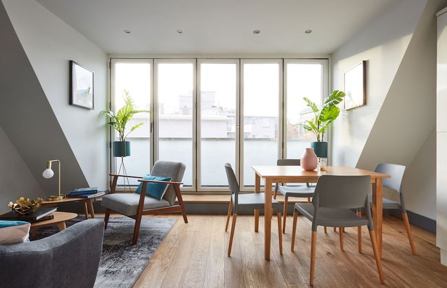 Holborn by Viridian Apartments - Photo 7
