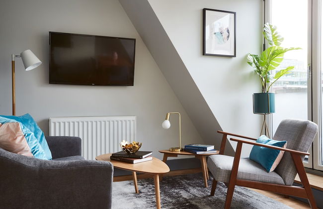 Holborn by Viridian Apartments - Photo 1