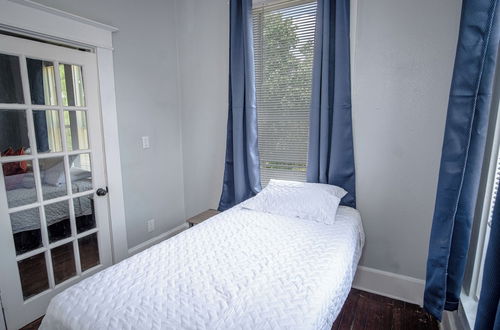 Photo 5 - Great Staycation Las Carolinas Sleeps 5