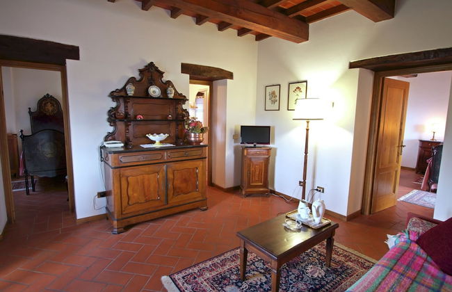 Authentic Farmhouse with Pool, Hot Tub, Playground, Garden - Photo 10