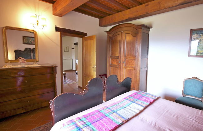 Authentic Farmhouse with Pool, Hot Tub, Playground, Garden - Photo 3