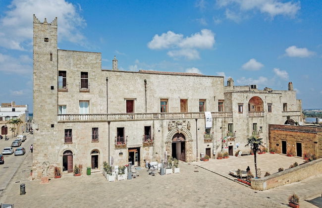 Castello Risolo Specchia - Photo 1
