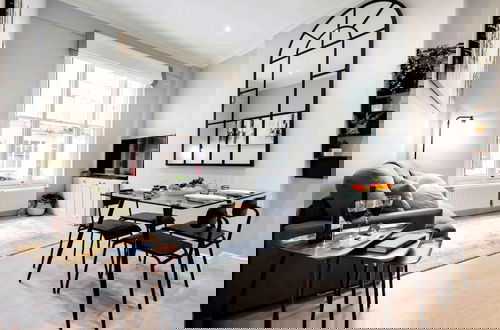 Foto 1 - Bright and Modern Bayswater Apartment