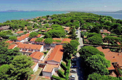 Photo 28 - Scenic Holiday Home in Giannella near Beach