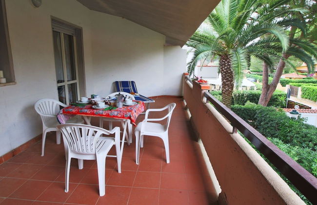 Lovely Holiday Home in Giannella near Beach - Foto 15