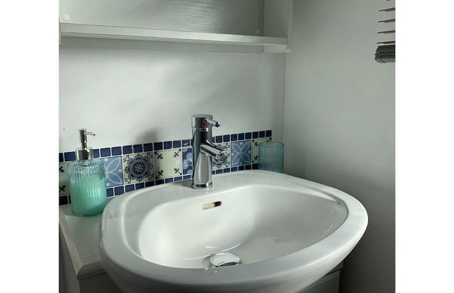 Beautiful 3-bed Caravan on Holiday Park - Foto 12