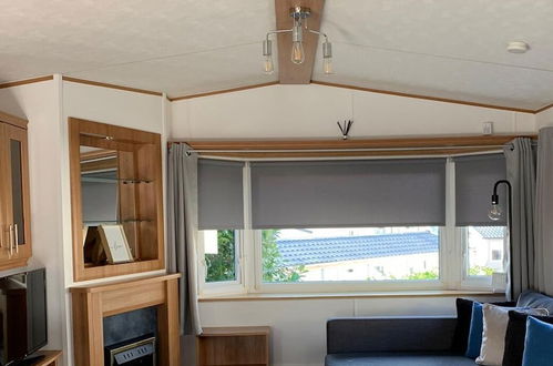 Photo 17 - Beautiful 3-bed Caravan on Holiday Park