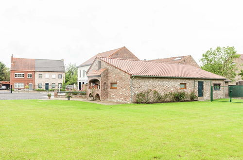 Photo 26 - Luxurious Holiday Home in Glabbeek With Garden