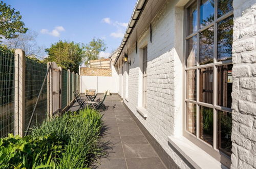 Photo 3 - Beautiful Farmhouse in Beveren-aan-den-ijzer With Terrace