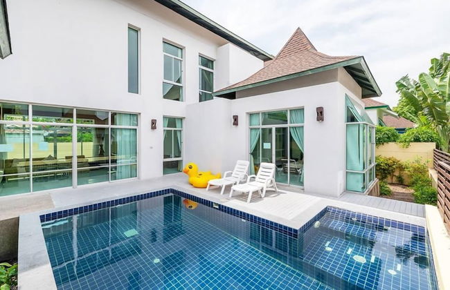 AnB Pool Villa 3BR Glass House in Pattaya - Photo 1