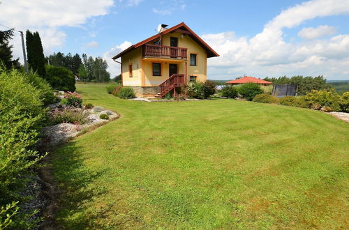 Photo 21 - Lush Home in Konstantinovy Lazne With Bubble Bath