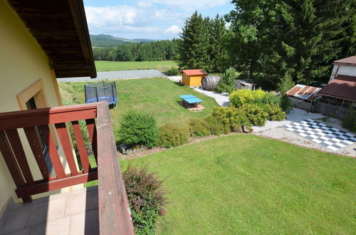 Photo 18 - Lush Home in Konstantinovy Lazne With Bubble Bath