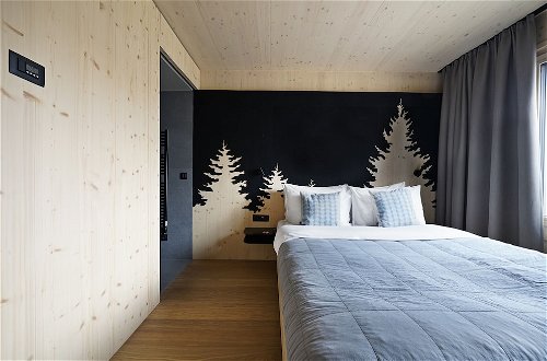 Photo 7 - numa | Wood Rooms & Apartments