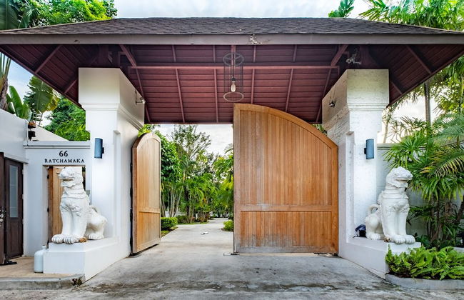 Phuket Ratchamaka Pool Villa - Photo 13