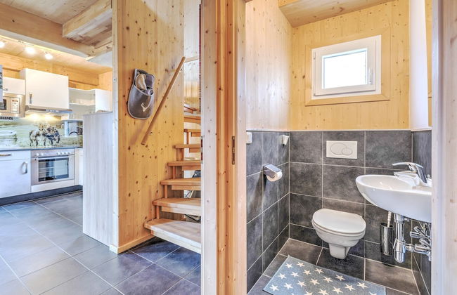Cozy Chalet in Hohentauern near Forest - Foto 25