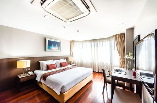 Photo 18 - Royal Suite Hotel Bangkok