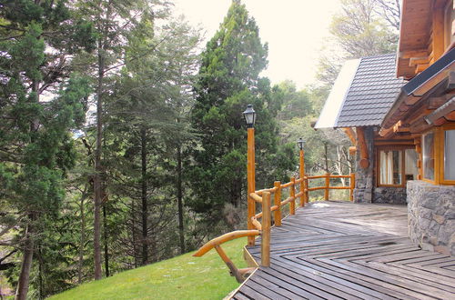 Foto 14 - Amazing 4 Bedroom Chalet Villa Traful VT1 by Apartments Bariloche