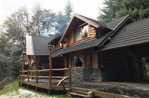 Photo 47 - Amazing 4 Bedroom Chalet Villa Traful VT1 by Apartments Bariloche