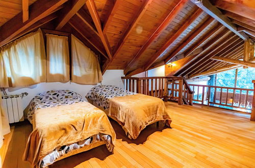 Photo 9 - Amazing 4 Bedroom Chalet Villa Traful VT1 by Apartments Bariloche