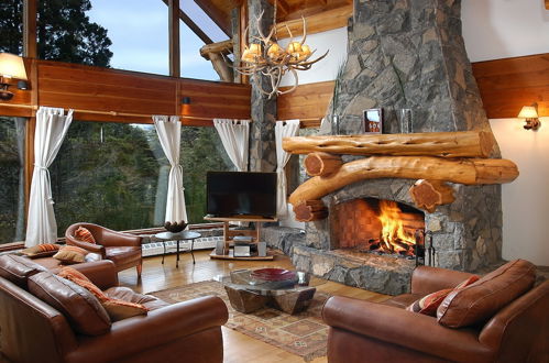 Foto 6 - Amazing 4 Bedroom Chalet Villa Traful VT1 by Apartments Bariloche