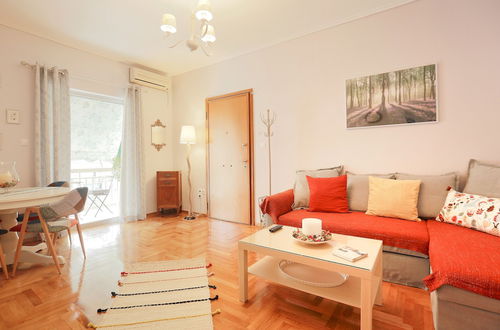 Photo 1 - Cosy & Bright 2 Bedroom Apartment in Koukaki