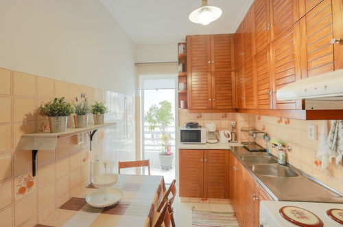 Photo 10 - Cosy & Bright 2 Bedroom Apartment in Koukaki