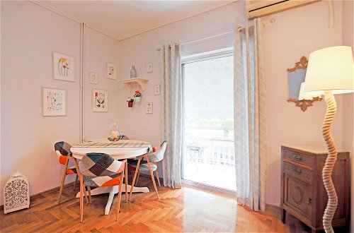 Foto 18 - Cosy & Bright 2 Bedroom Apartment in Koukaki