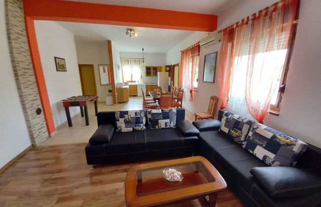Detached House at Country Side, Fenced Private Garden Ideal for 2 Fam, Wifi - Foto 9