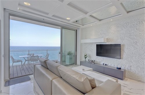 Photo 1 - Luxury Apt Ocean Views in Tigne Point, With Pool