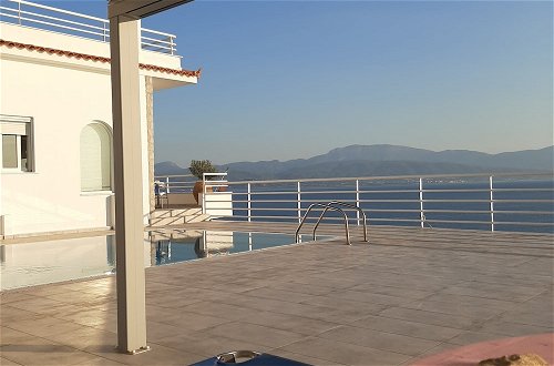 Foto 34 - Charming 4-bed Villa in Pefkali
