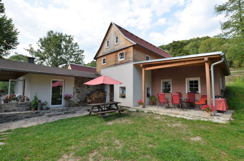 Foto 15 - Spacious Holiday Home With Pool and Covered Terrace in the Bohemian Uplands