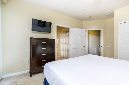 Photo 4 - Spacious Vista Cay Townhome Newly Furnished