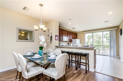 Photo 43 - Spacious Vista Cay Townhome Newly Furnished