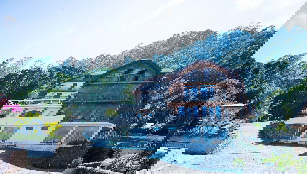 Primary image