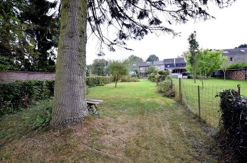 Photo 55 - Vintage Holiday Home in Durbuy With Terrace, Garden, Parking