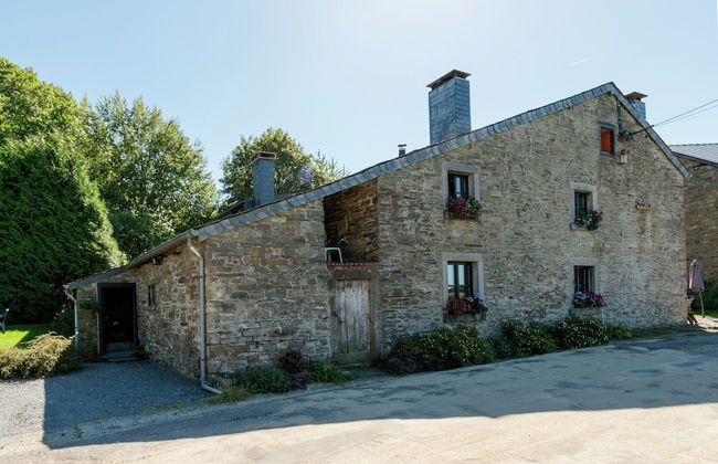 Farmhouse Situated at the Edge of the Woods - Photo 33