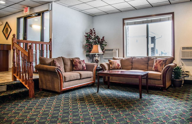Hudson Inn & Suites - Foto 3