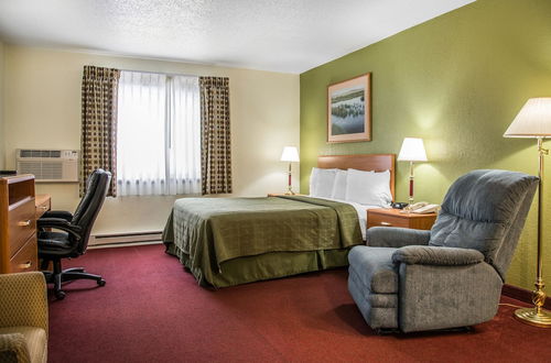 Photo 14 - Hudson Inn & Suites