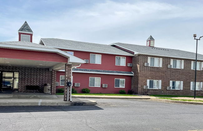 Hudson Inn & Suites - Foto 1