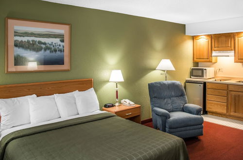 Photo 9 - Hudson Inn & Suites