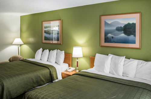 Photo 8 - Hudson Inn & Suites