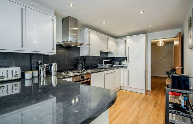 Beautiful Central Windsor Apartment - Foto 9