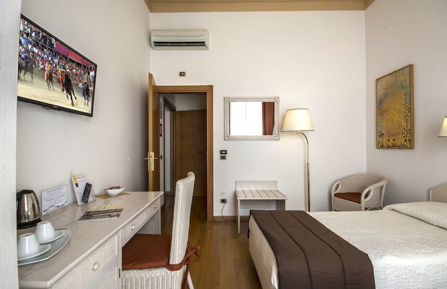 Piazza Paradiso Accomodation - Foto 16