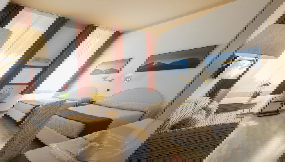 Primary image