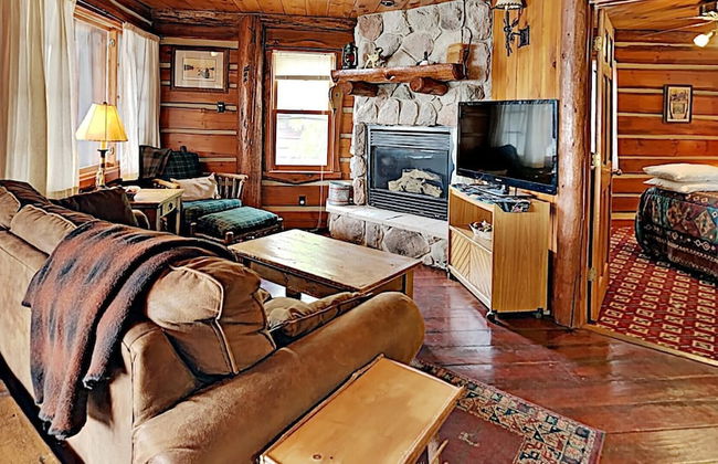 Grand Pines Cabin Number 2 - Foto 14