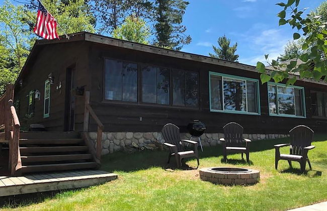 Grand Pines Cabin Number 2 - Foto 32